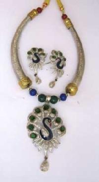 Peafowl Necklace Set