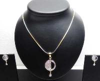 Item Code : VPK173 American Diamond Studded Necklace set