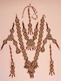 Item Code : BNS 002 Bridal Necklace Set