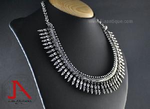 NVN-001 Vin Necklace