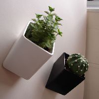 wall pots