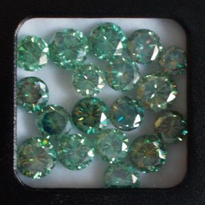 Green Moissanite Round Cut, 38.50 Carat, 16 Pcs of Moissanite