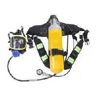 self contained oxygen breathing apparatus