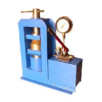 Semi Automatic Compression Testing Equipment With Three Load Gauge