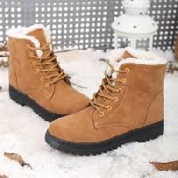 snow ankle boots