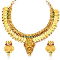 women gold jewelry