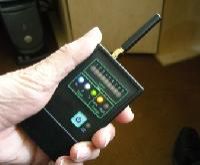 Mobile phone detector