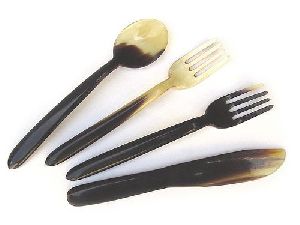 Horn Cutlery Set