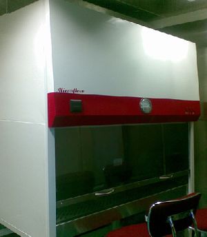 Vertical Laminar Flow Cabinet