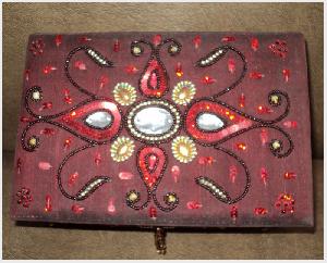 beaded jewellery boxes