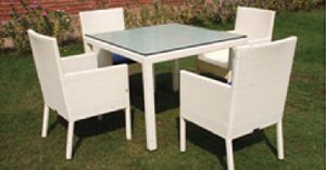 WINCENT SQUARE OUTDOOR DINING-SET