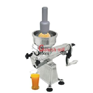 Hand Operated Juicer