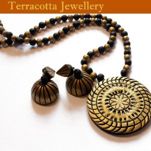 Terracotta Black and Gold Pendant Jewellery