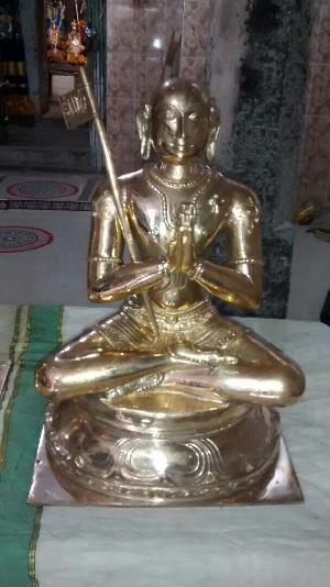 Decorative Metal Statues