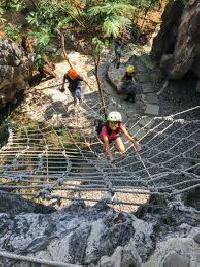Spider Net Rock Climber
