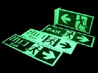 Photo Luminescent Safety Sign