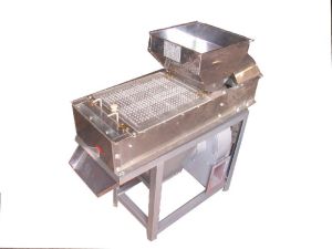 Peanut Peeling Machine