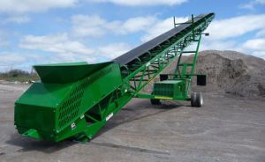 hydraulic conveyor