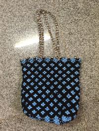 Hand bag with beads