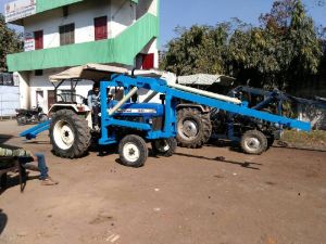 Agricultural Electrical Pole Loader