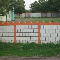 ready made compound wall