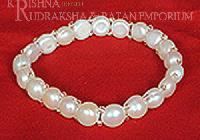 Single Line Pearl Bracelets