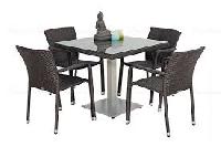 Outdoor Dining Sets from Featherlite