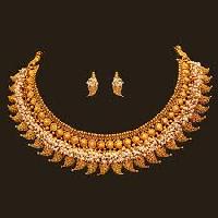 Gold Necklace Set