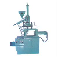 Semi automatic plastic injection moulding machine
