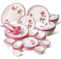 plastic crockery