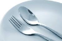 plates spoons