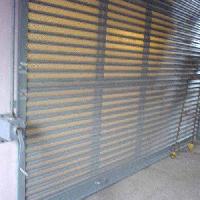hand gear operated rolling shutter