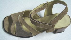 Ladies Leather Sandal