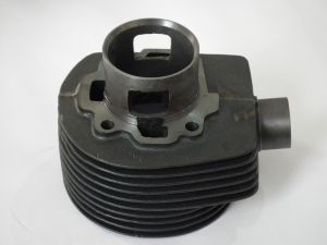 Bajaj 3 Wheeler Rear Engine 3 Port Cylinder Block