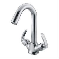 Centre Hole Basin Mixer