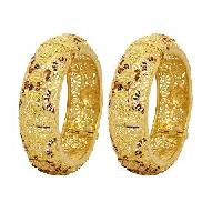 bridal gold forming designer bangles