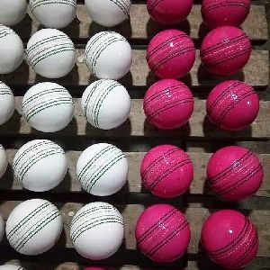 cricket equipments