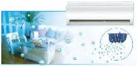 Air conditioner ionizer