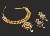 antique gold necklaces