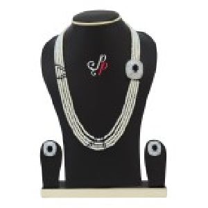 4 line pearl necklace set