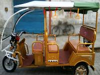 Plaudit E Rickshaw