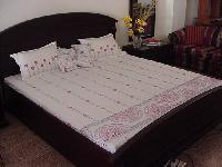 Chikan bed sheets