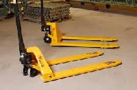 used pallet lifts