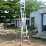 self supporting ladders