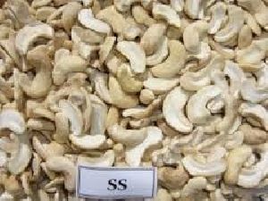 SS Split Cashew Nuts