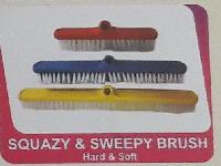 Squazy brush