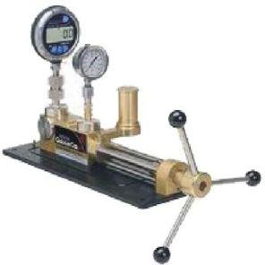 Digital Pressure Calibrator