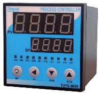 Flow Controller with Totalizer