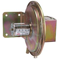 1640 Floating Contact Null Switch