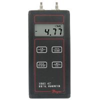 Series 477 Handheld Digital Manometer